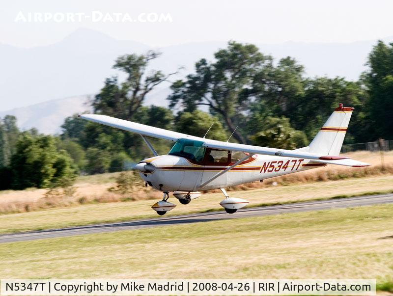 N5347T, 1964 Cessna 172E C/N 17251247, Landing at Flabob