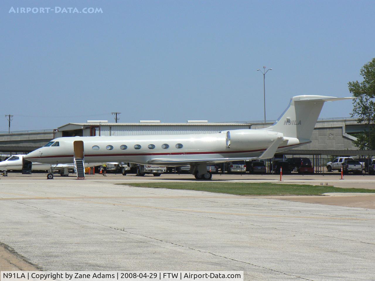 N91LA, 2003 Gulfstream Aerospace GV-SP (G550) C/N 5027, At Meacham Field