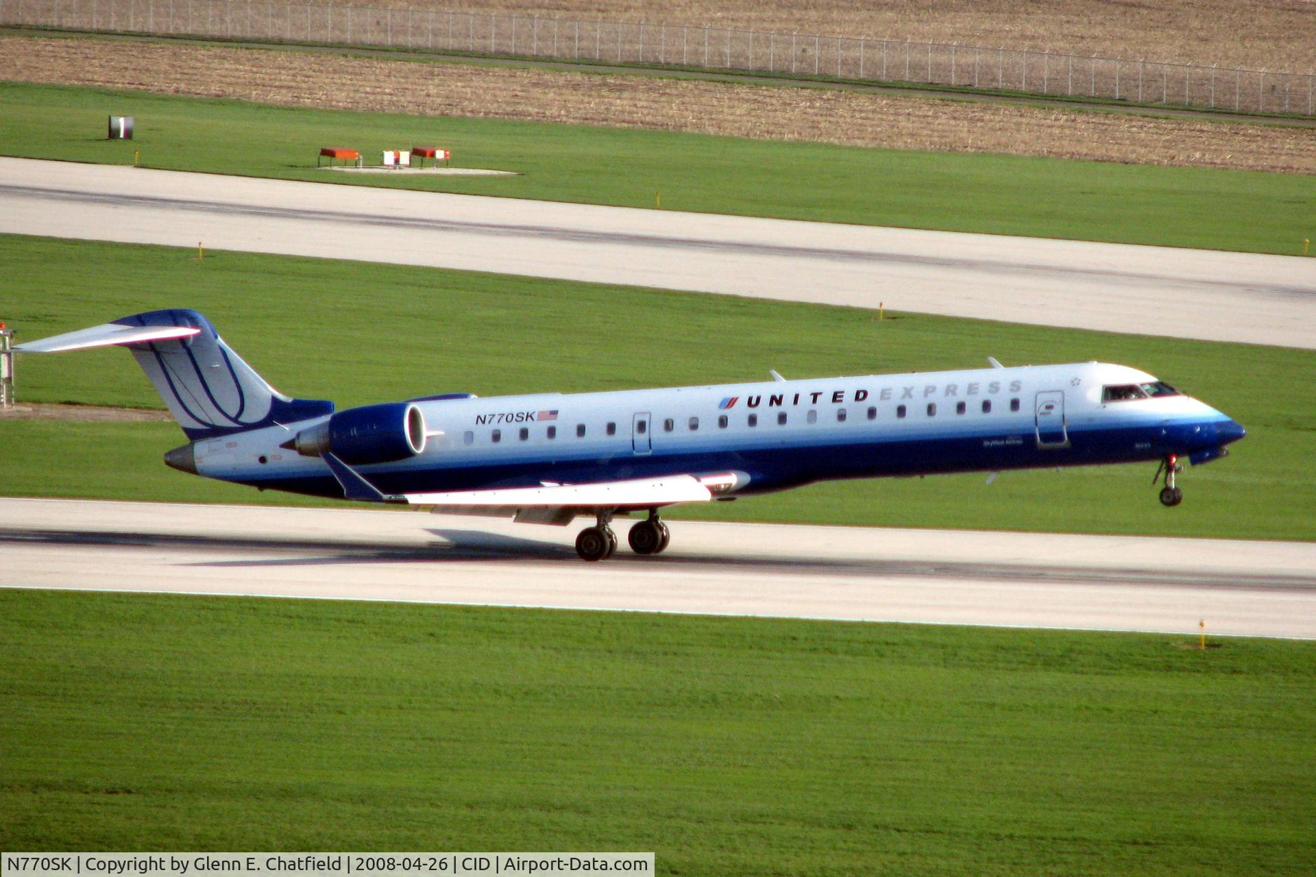 N770SK, 2006 Canadair CL-600-2C10 Regional Jet CRJ-700 C/N 10243, Arriving runway 27