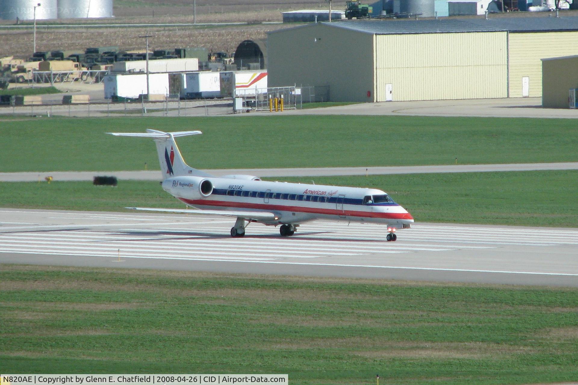 N820AE, 2002 Embraer ERJ-140LR (EMB-135KL) C/N 145576, Take-off roll on Runway 27