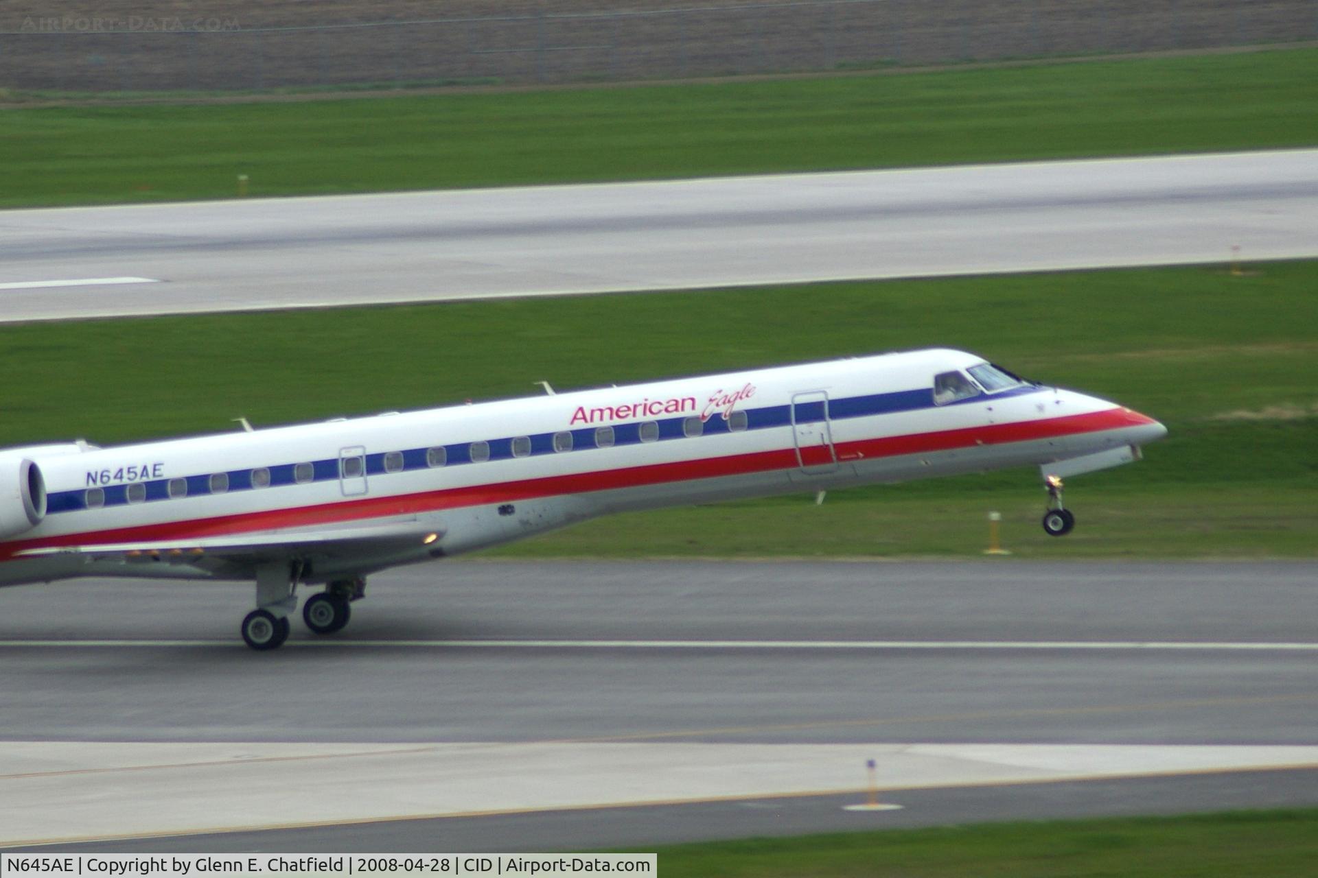 N645AE, 2000 Embraer ERJ-145LR (EMB-145LR) C/N 145212, Rotating on take off roll runway 31