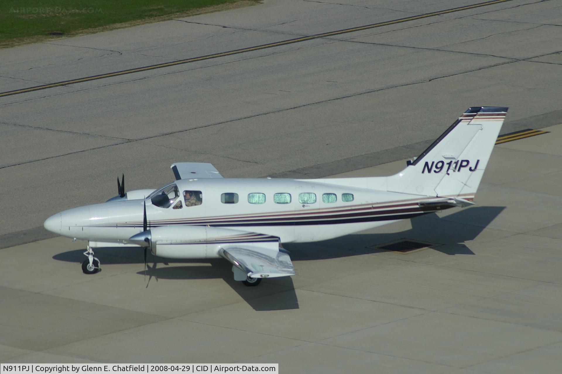N911PJ, 1980 Cessna 441 Conquest II C/N 441-0146, Taxiing to Runway 27 for aerial photography mission