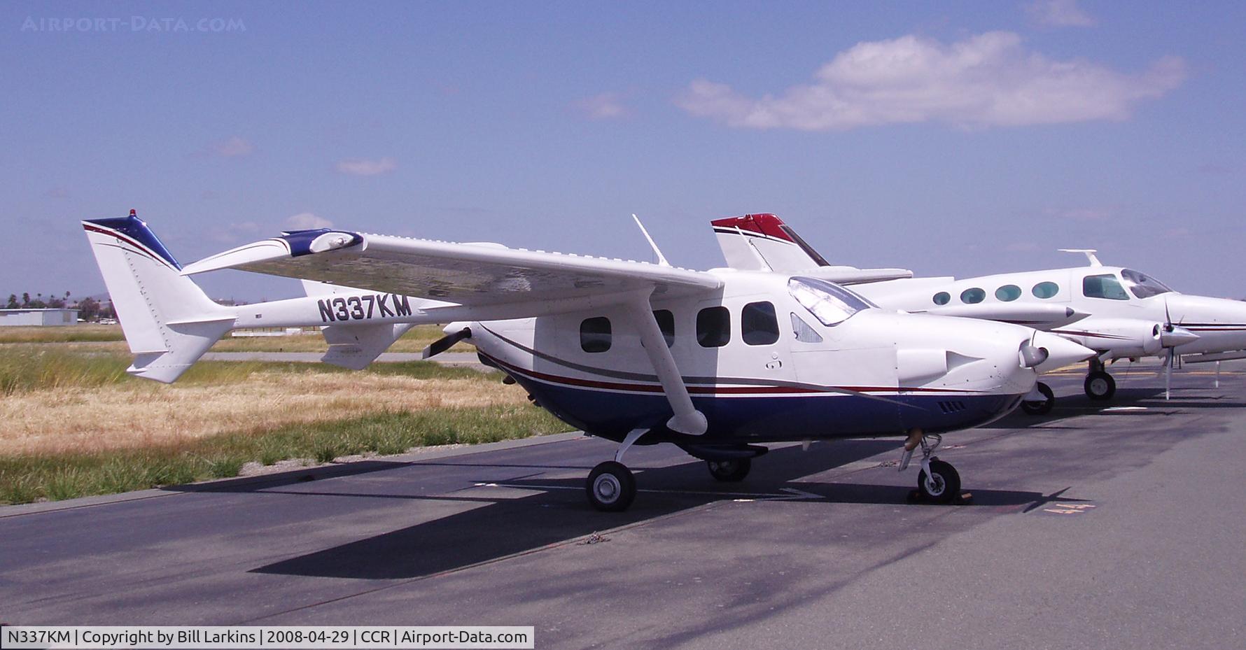 N337KM, Cessna T337G Turbo Super Skymaster C/N P3370263, Local visitor