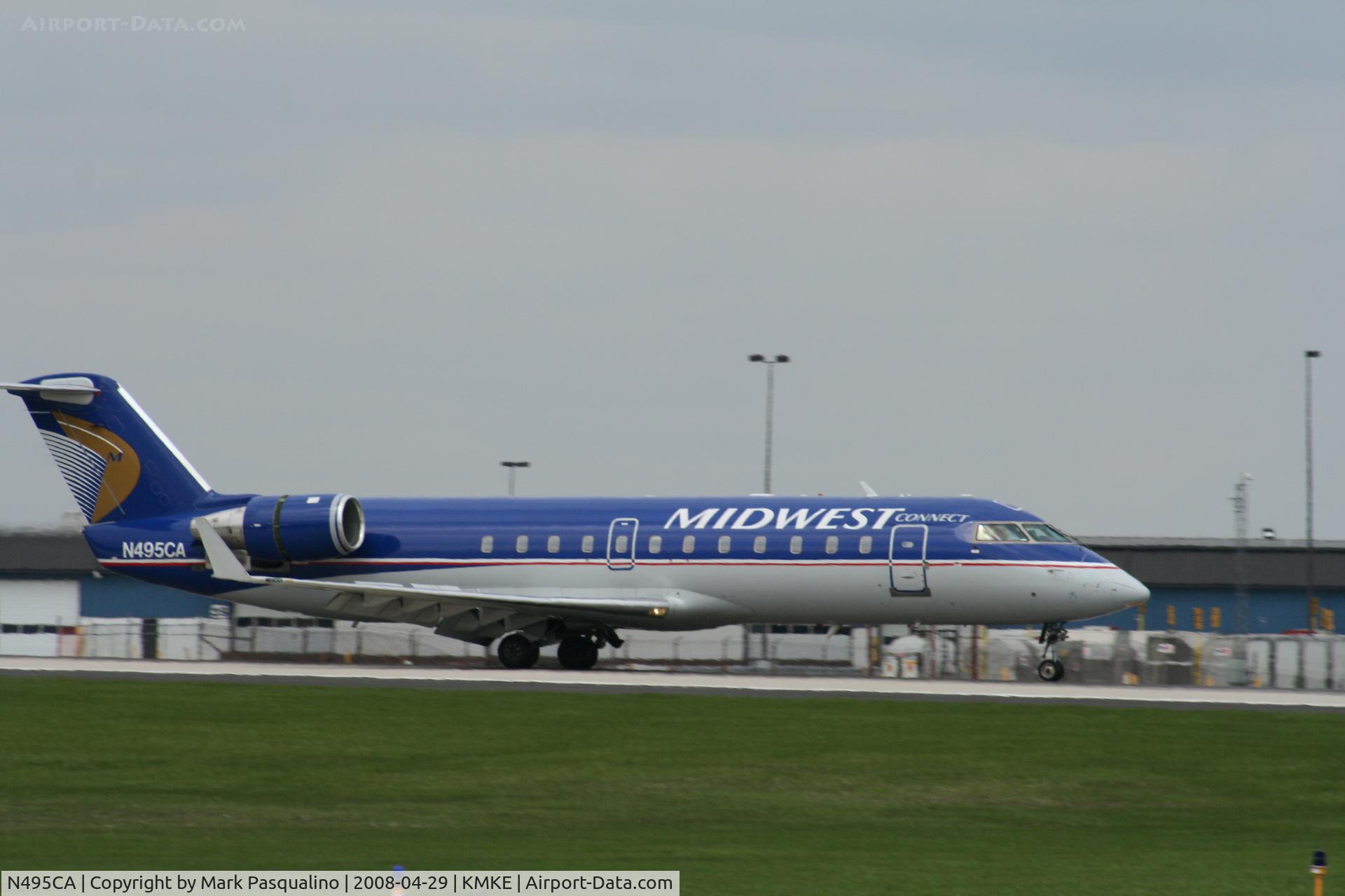 N495CA, 2003 Bombardier CRJ-200ER (CL-600-2B19) C/N 7774, CL-600-2B19
