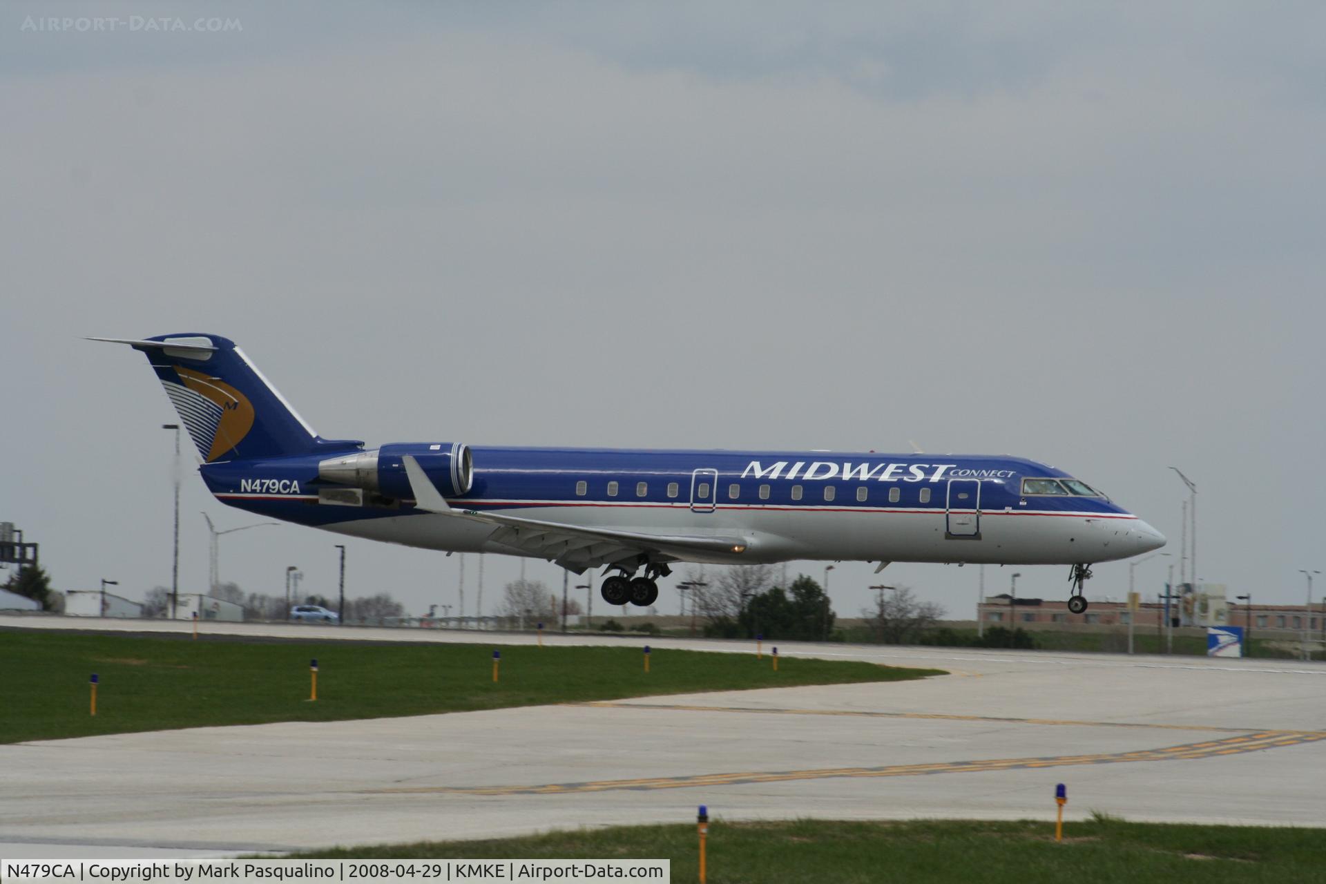N479CA, 2002 Bombardier CRJ-200ER (CL-600-2B19) C/N 7675, CL-600-2B19