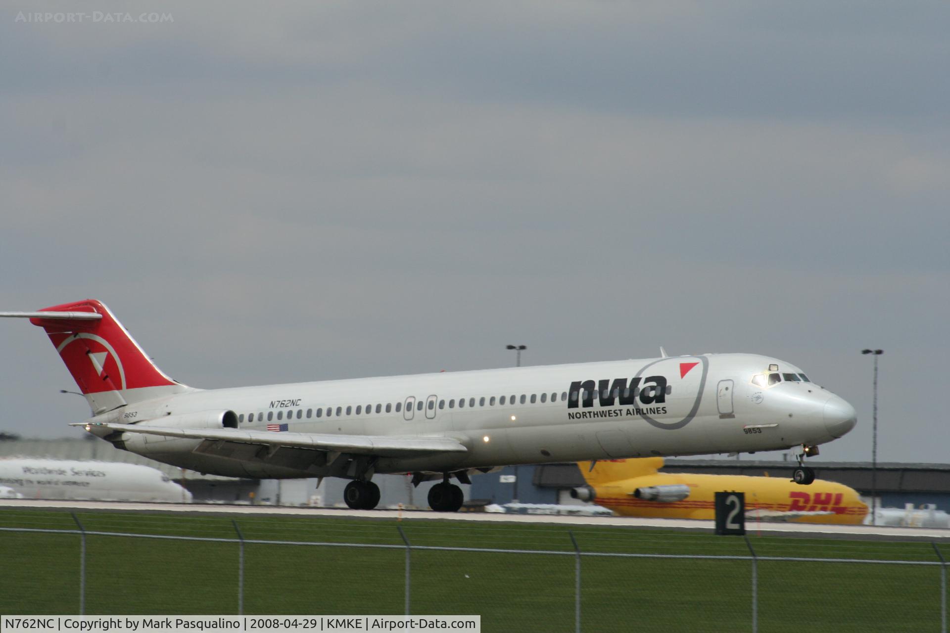 N762NC, 1976 McDonnell Douglas DC-9-51 C/N 47710, DC-9-51