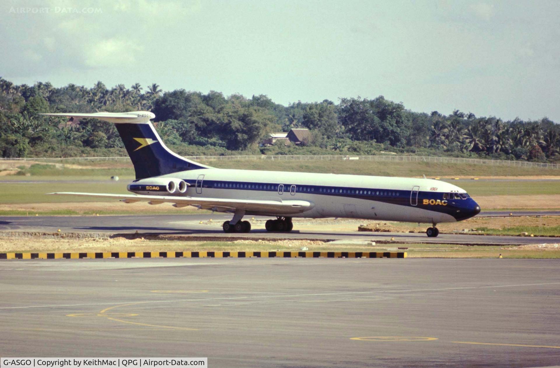 G-ASGO, 1968 Vickers Super VC10 Srs 1151 C/N 865, Taxying in at Paya Lebar 1970.