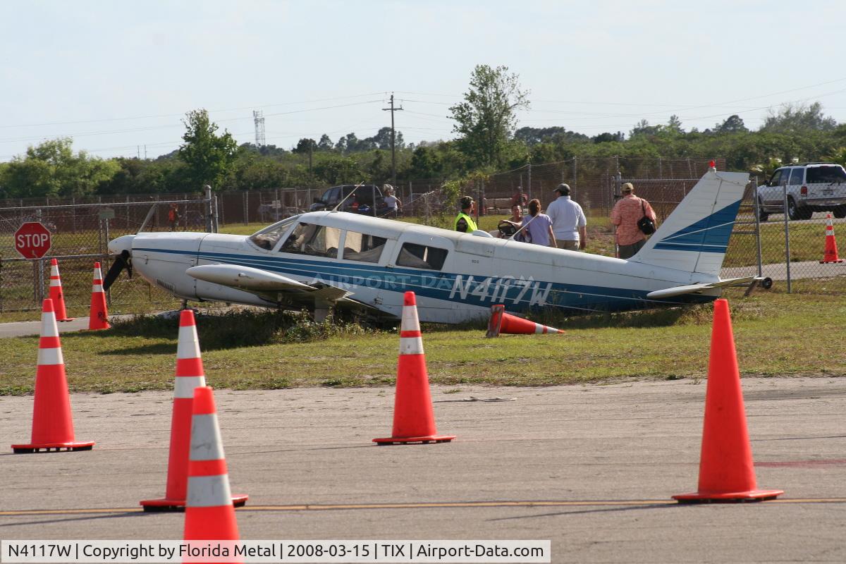 N4117W, 1967 Piper PA-32-300 Cherokee Six C/N 32-40180, Seen better days