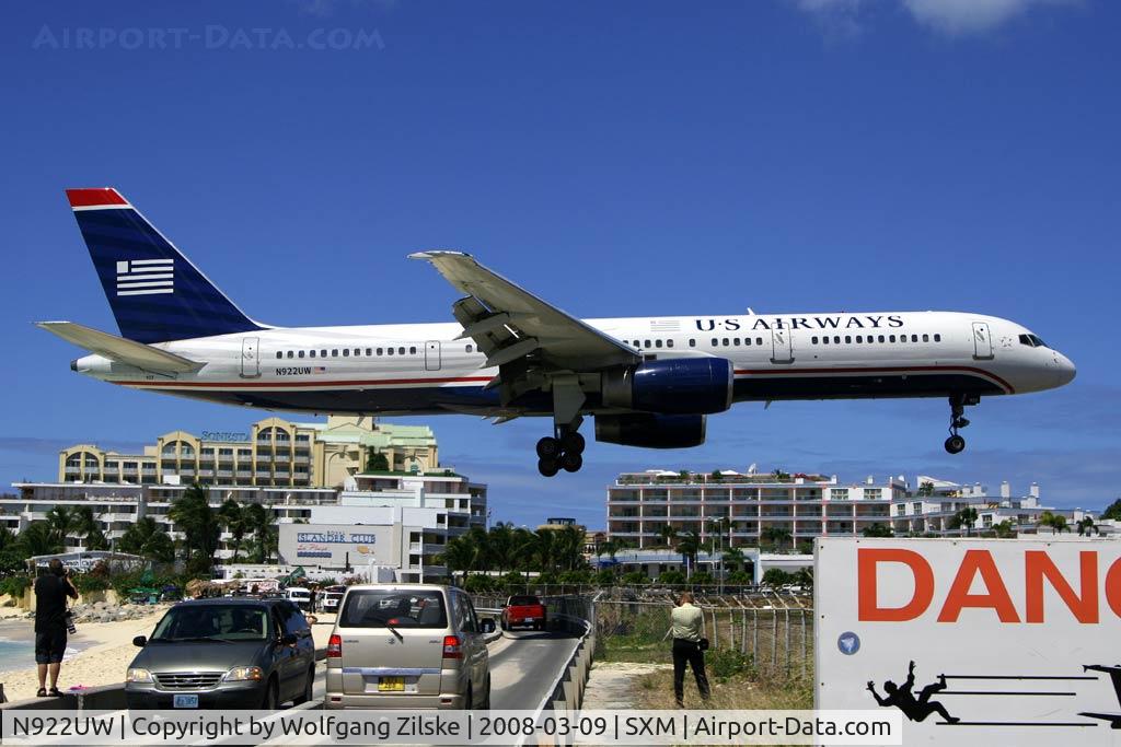 N922UW, 1983 Boeing 757-225 C/N 22202, visitor