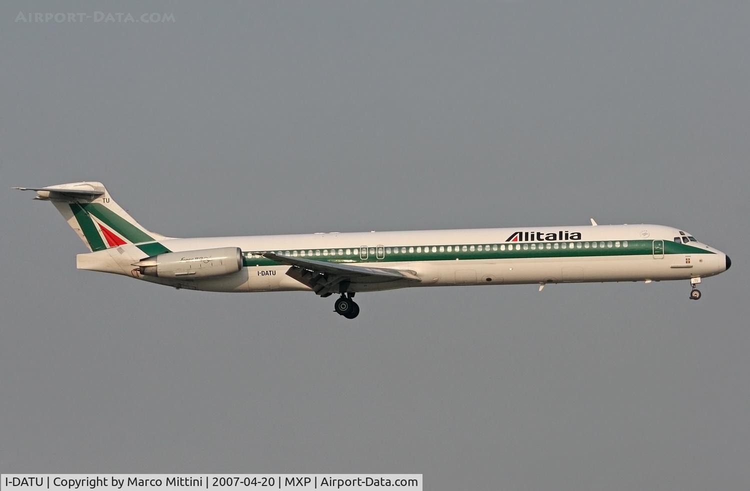 I-DATU, 1992 McDonnell Douglas MD-82 (DC-9-82) C/N 53220, Landing at Milano Malpensa