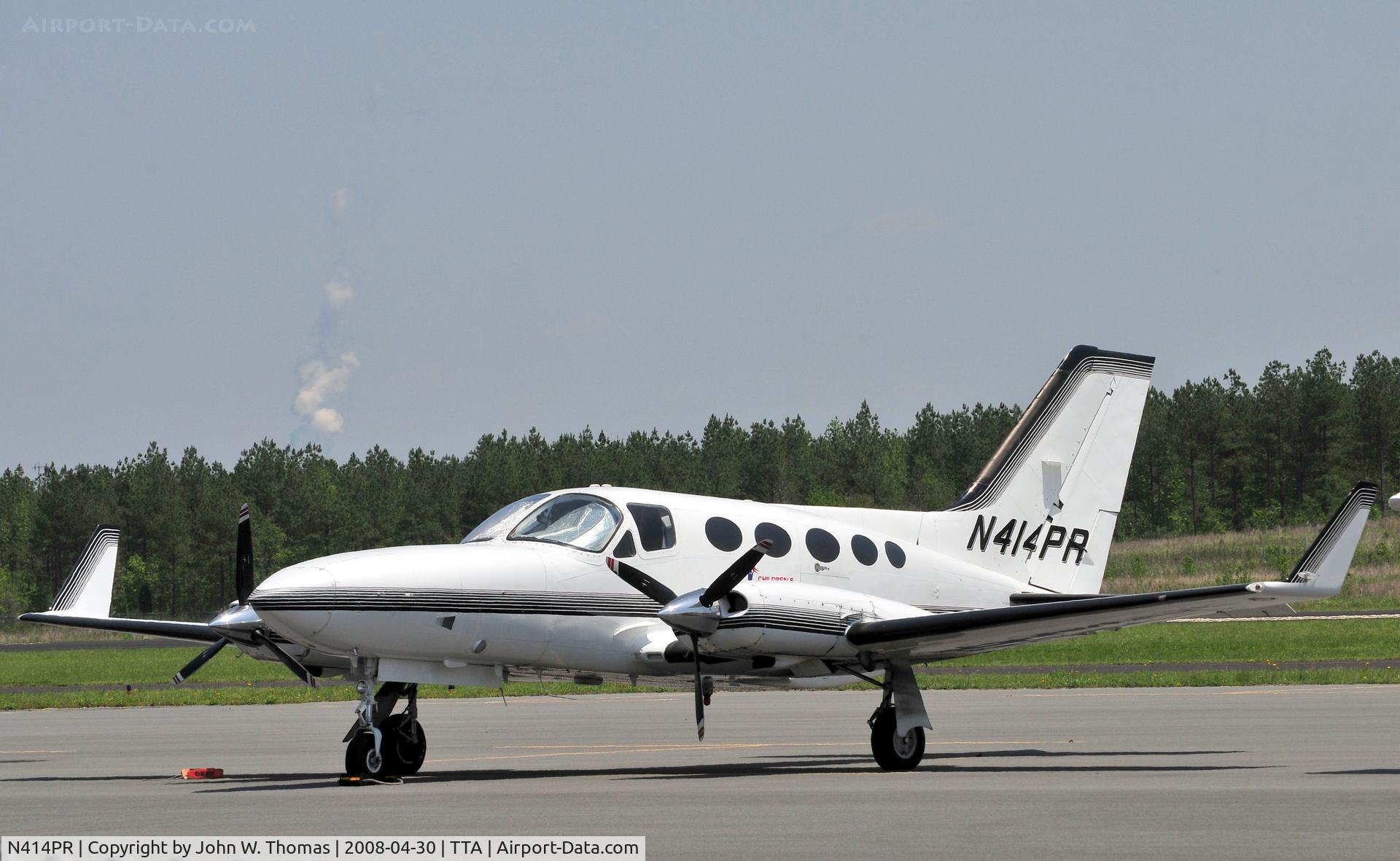 N414PR, 1980 Cessna 414A Chancellor C/N 414A0440, At rest