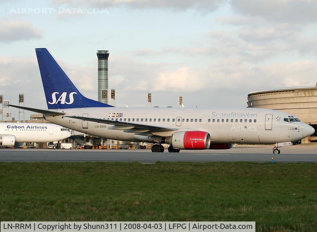 LN-RRM, 1999 Boeing 737-783 C/N 28314, Rolling to her gate...