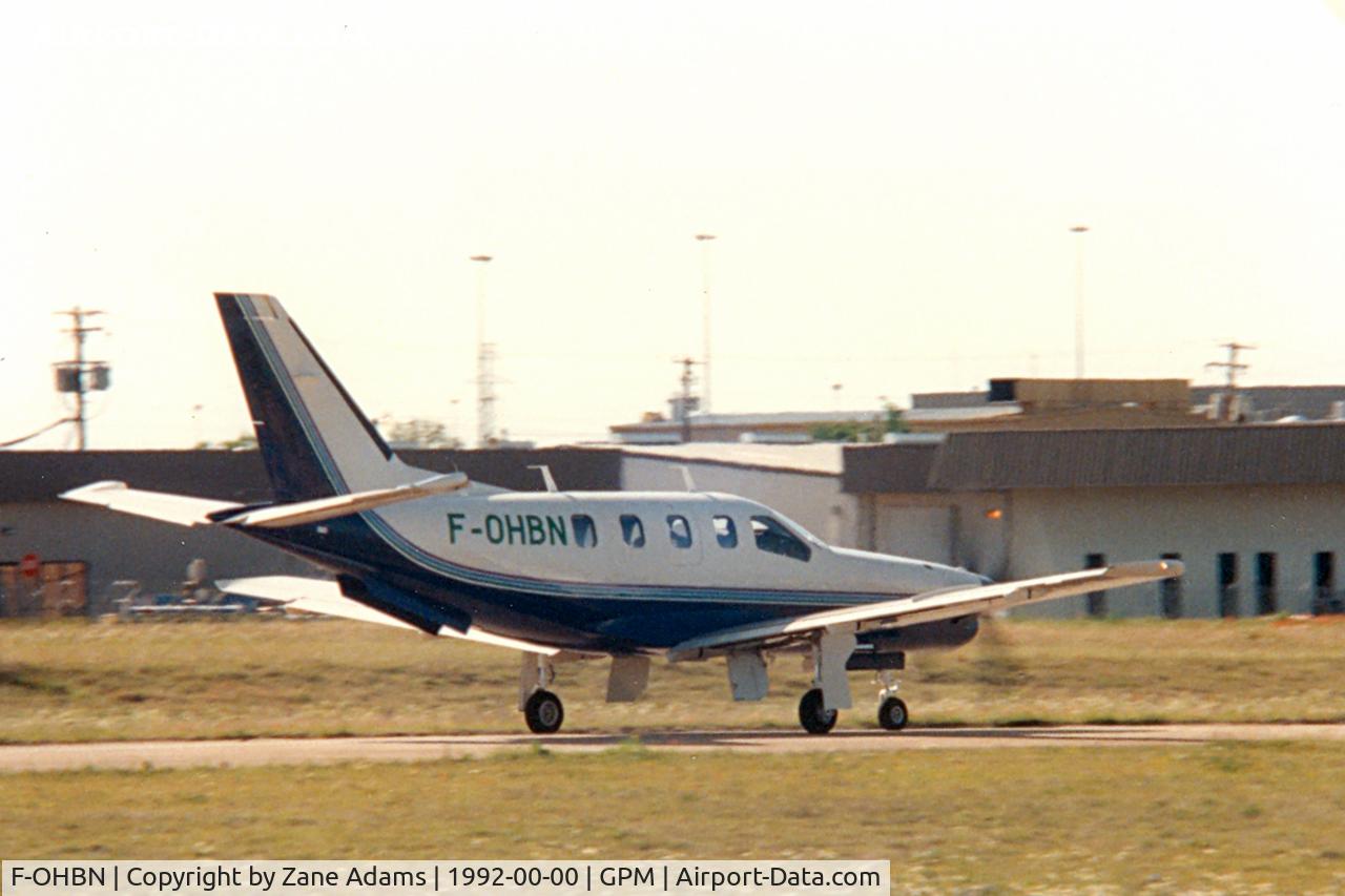 F-OHBN, Socata TBM-700 C/N 60, At Grand Prairie Municipal