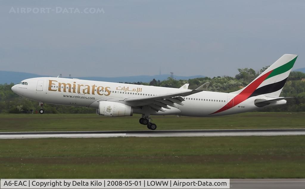 A6-EAC, 2000 Airbus A330-243 C/N 372, Emirates  A330