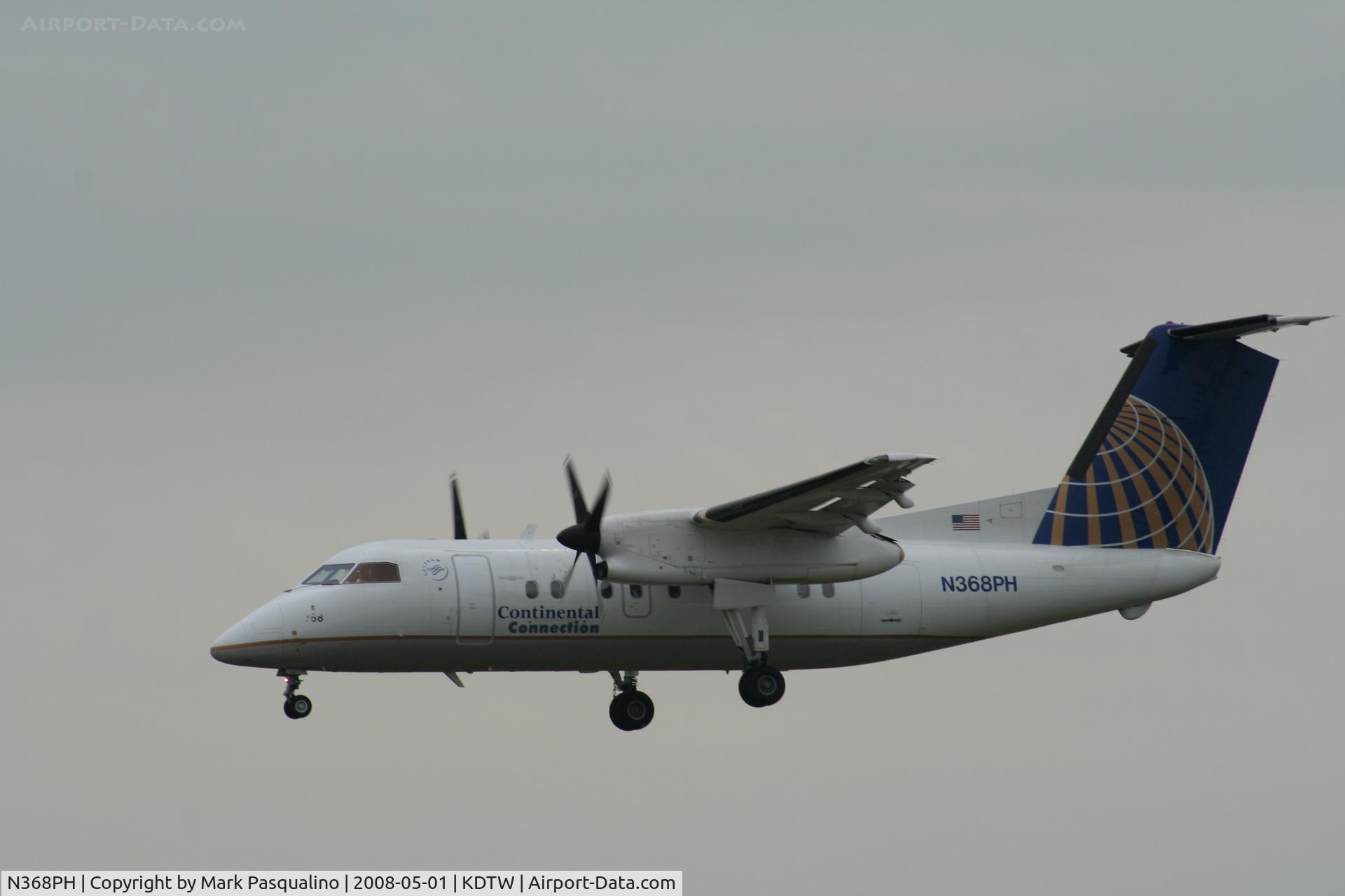 N368PH, 1998 Bombardier DHC-8-202 Dash 8 C/N 512, DHC-8-200