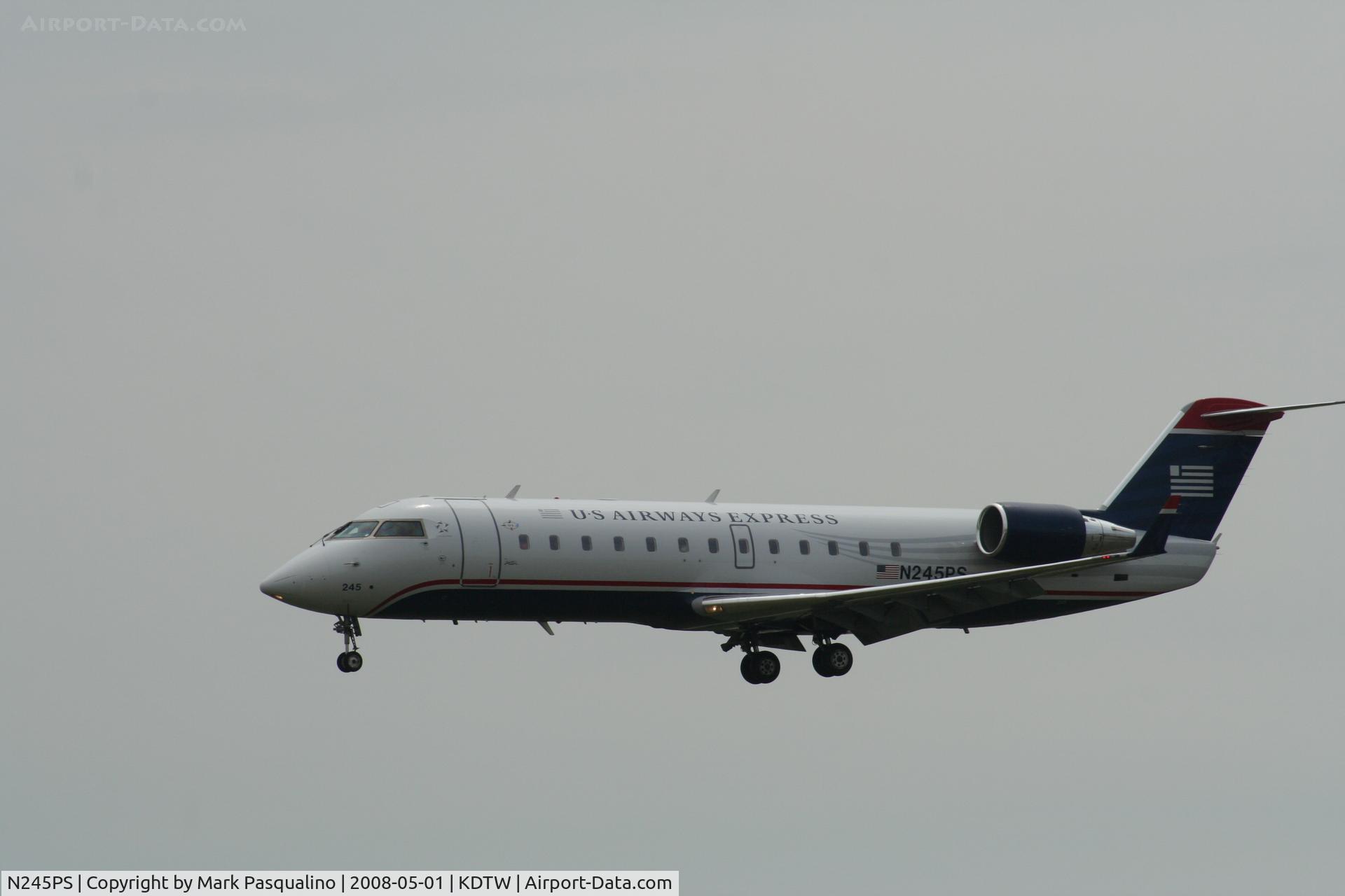 N245PS, 2004 Bombardier CRJ-200ER (CL-600-2B19) C/N 7919, CL-600-2B19