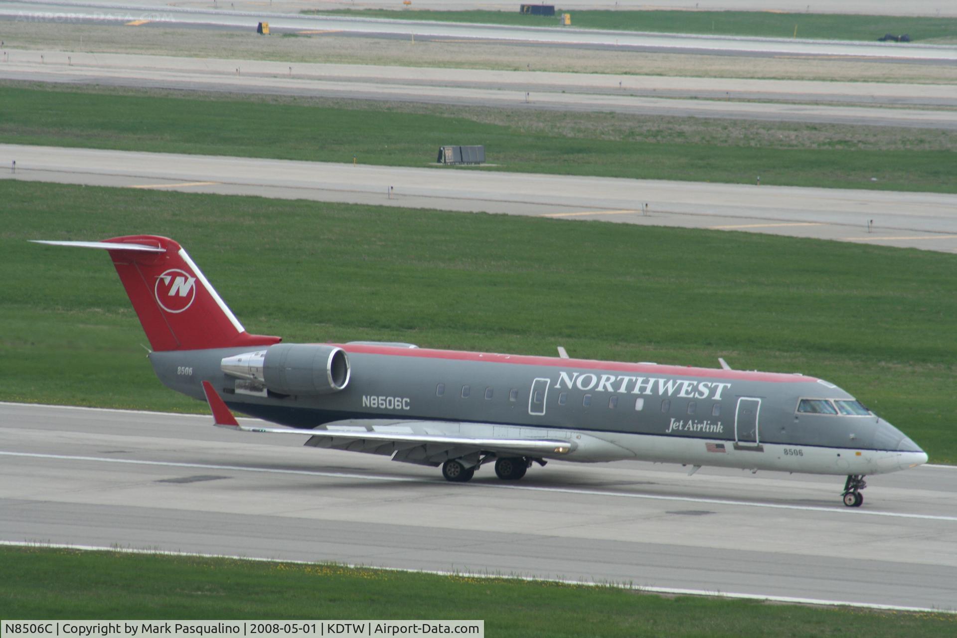 N8506C, 2001 Bombardier CRJ-200ER (CL-600-2B19) C/N 7506, CL-600-2B19