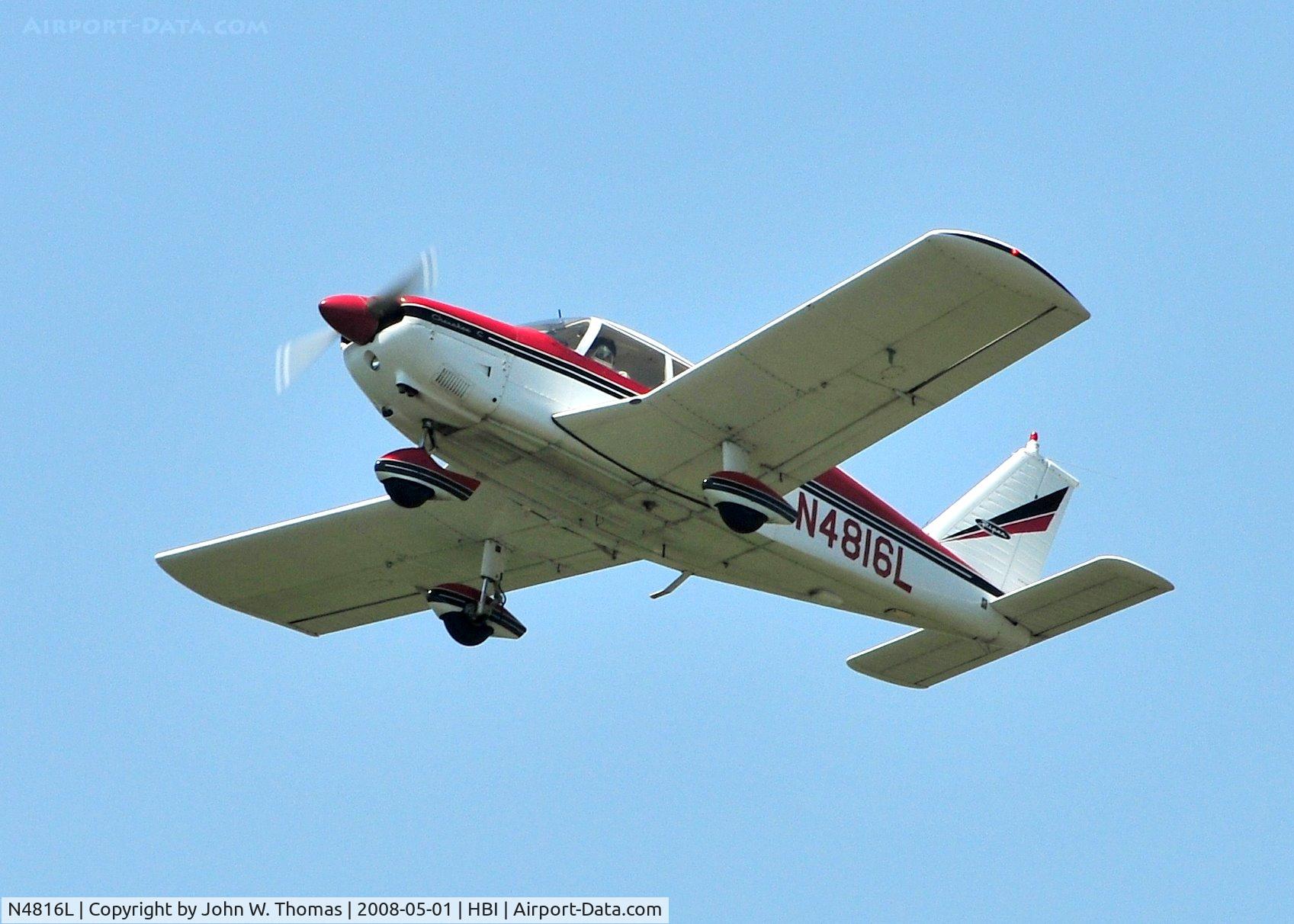 N4816L, 1967 Piper PA-28-180 C/N 28-4156, Departing runway 21