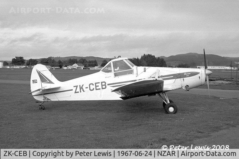 ZK-CEB, Piper PA-25-235 C/N 25-2421, Auckland Gliding Club Inc., Drury