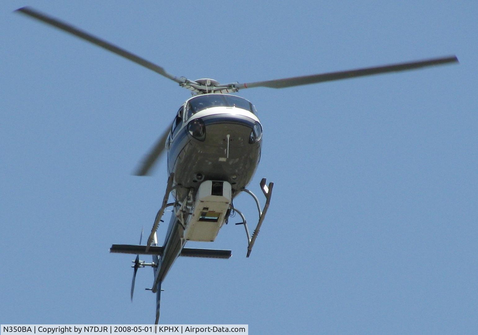 N350BA, Eurocopter AS-350BA Ecureuil C/N 2788, Low flying over Tempe,Az