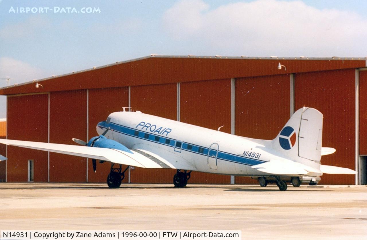 N14931, 1939 Douglas DC-3-209B C/N 2118, DC-3 in Proair livery