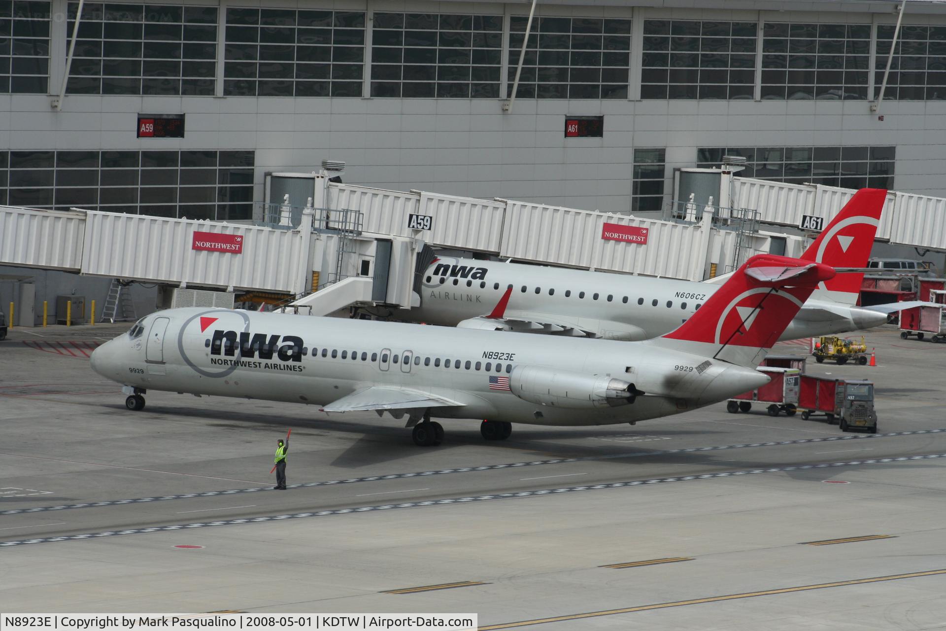 N8923E, 1967 Douglas DC-9-31 C/N 45838, DC-9-31