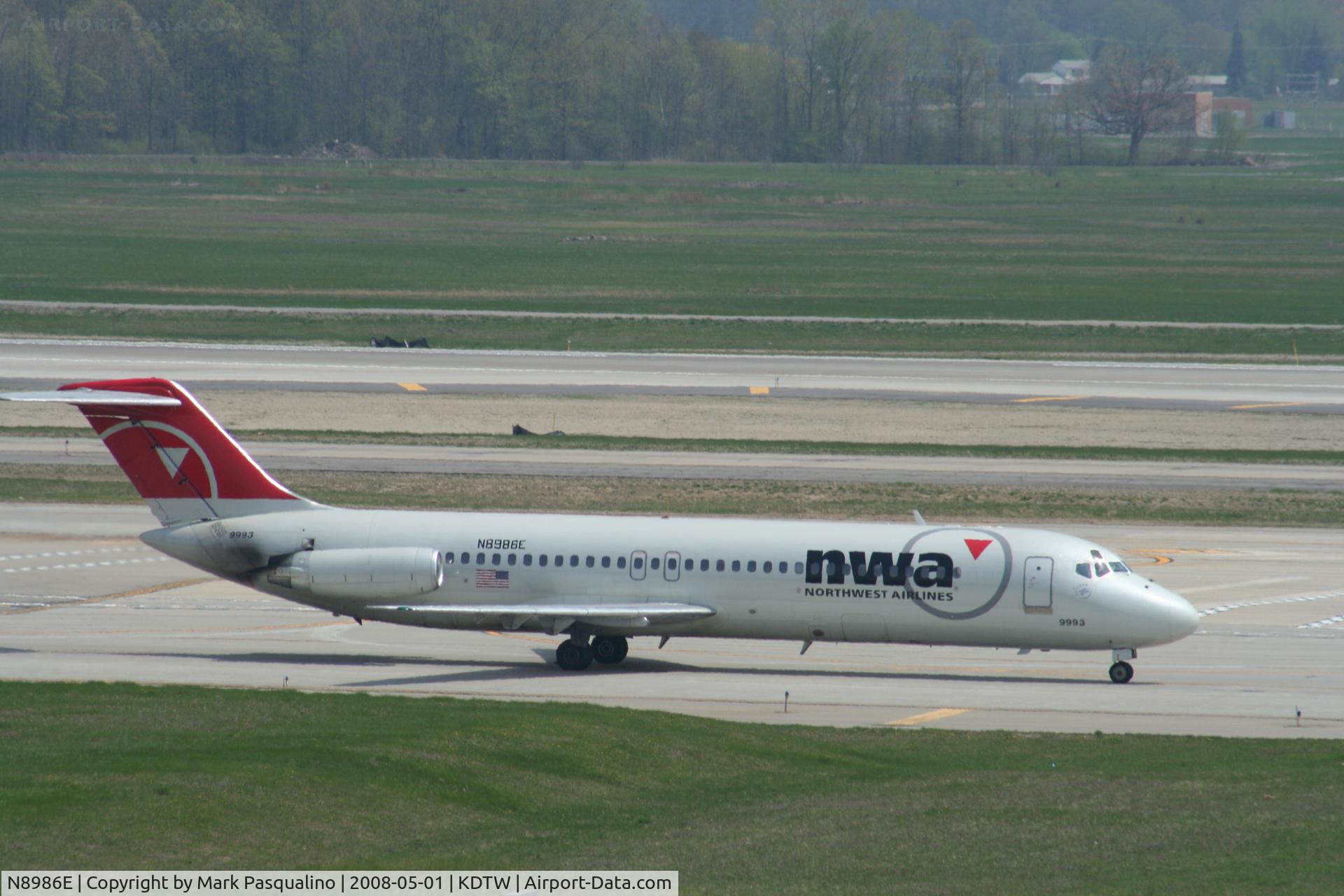 N8986E, 1969 Douglas DC-9-31 C/N 47402, DC-9-31