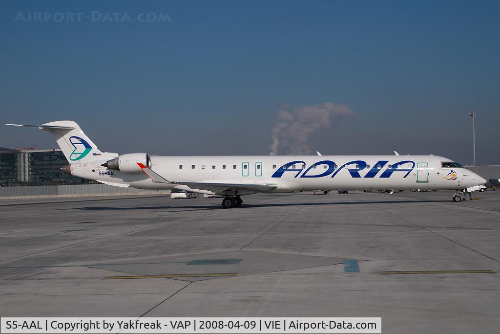 S5-AAL, 2007 Bombardier CRJ-900LR (CL-600-2D24) C/N 15129, Adria Airways regionaljet 900
