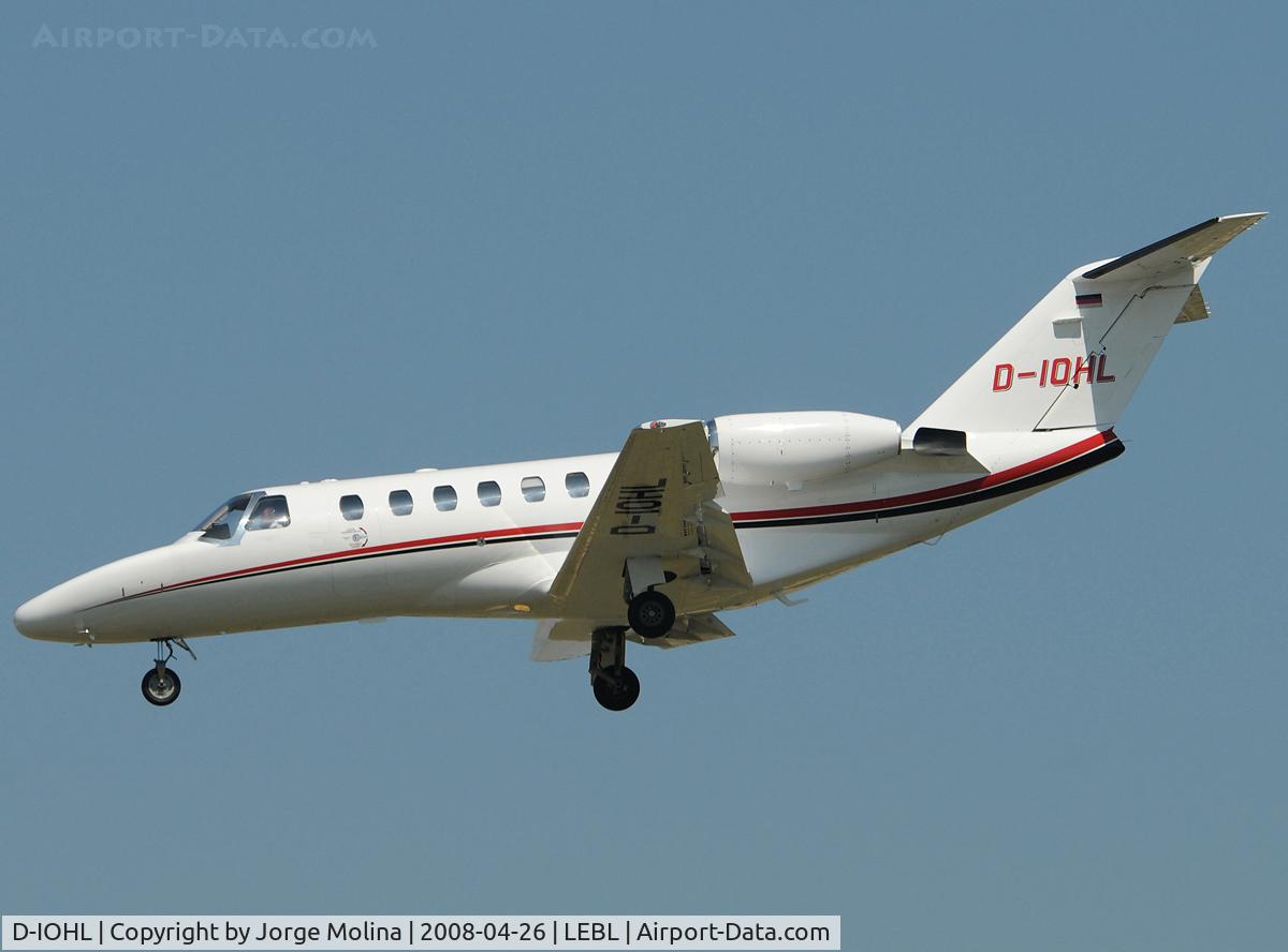 D-IOHL, 2005 Cessna 525A CitationJet CJ2 C/N 525A-0233, On short final to RWY 25R.