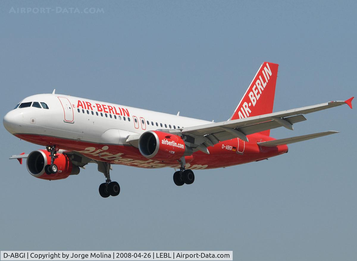 D-ABGI, 2007 Airbus A319-112 C/N 3346, On short final to RWY 25R.