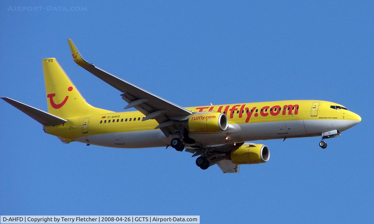D-AHFD, 1998 Boeing 737-8K5 C/N 27978, TUI B737 on approach to Tenerife South