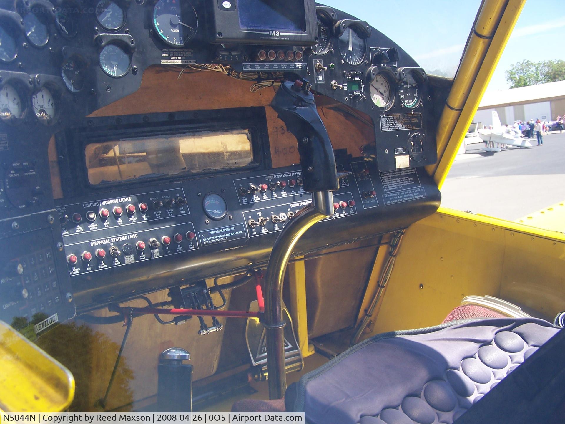 N5044N, 1997 Air Tractor Inc AT-502B C/N 502B-0452, Air Tractor Cockpit left