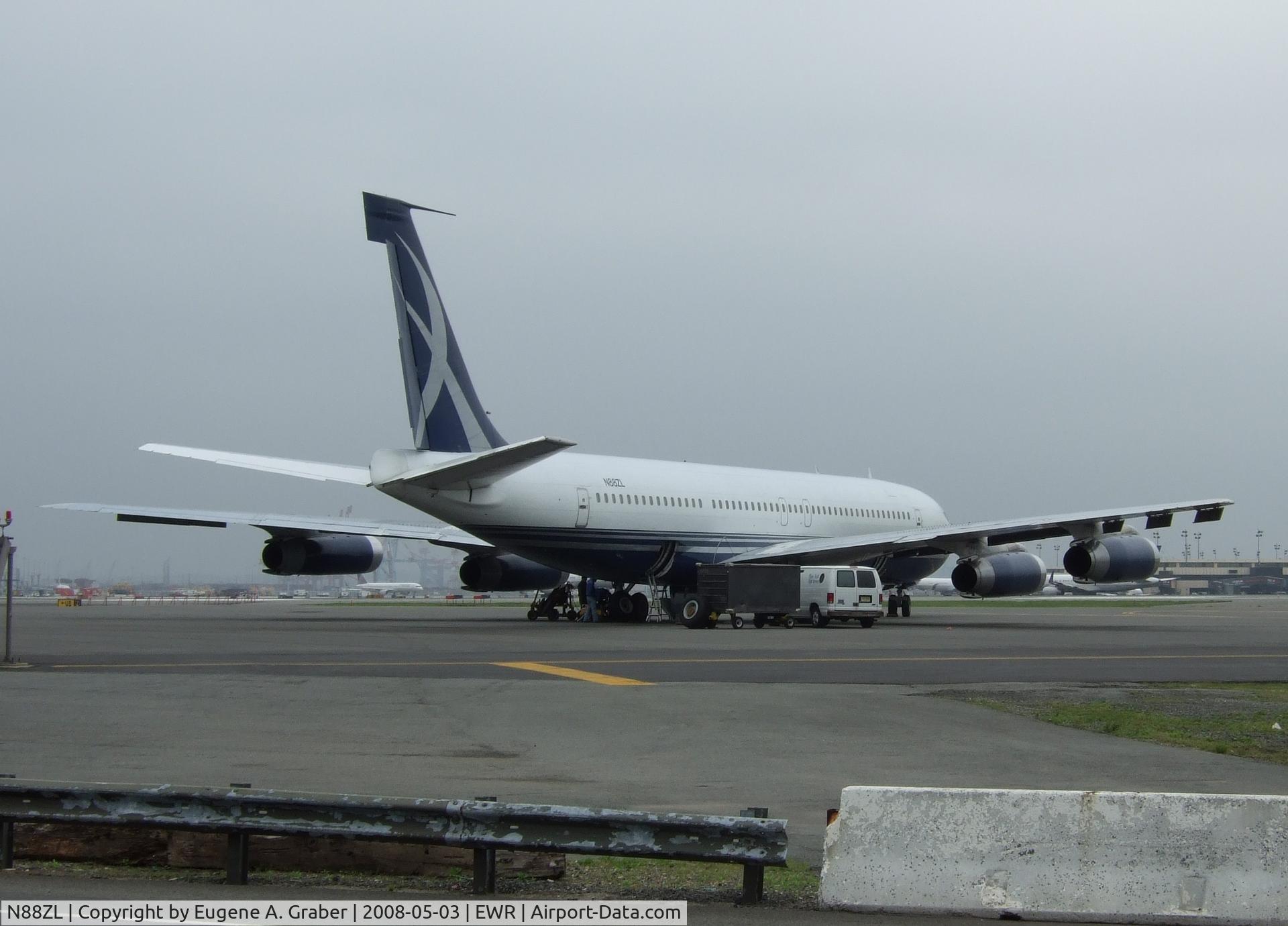 N88ZL, 1965 Boeing 707-330B C/N 18928, 707 in Newark, NJ