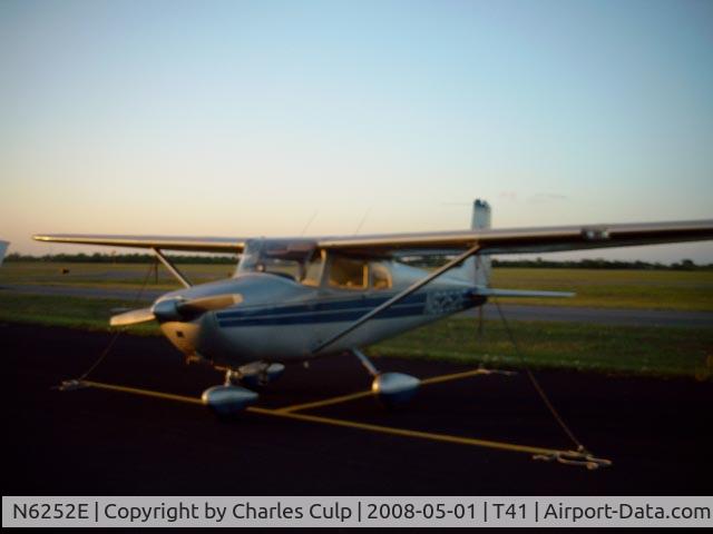 N6252E, 1959 Cessna 172 C/N 46352, Sunset on the ramp @ T41