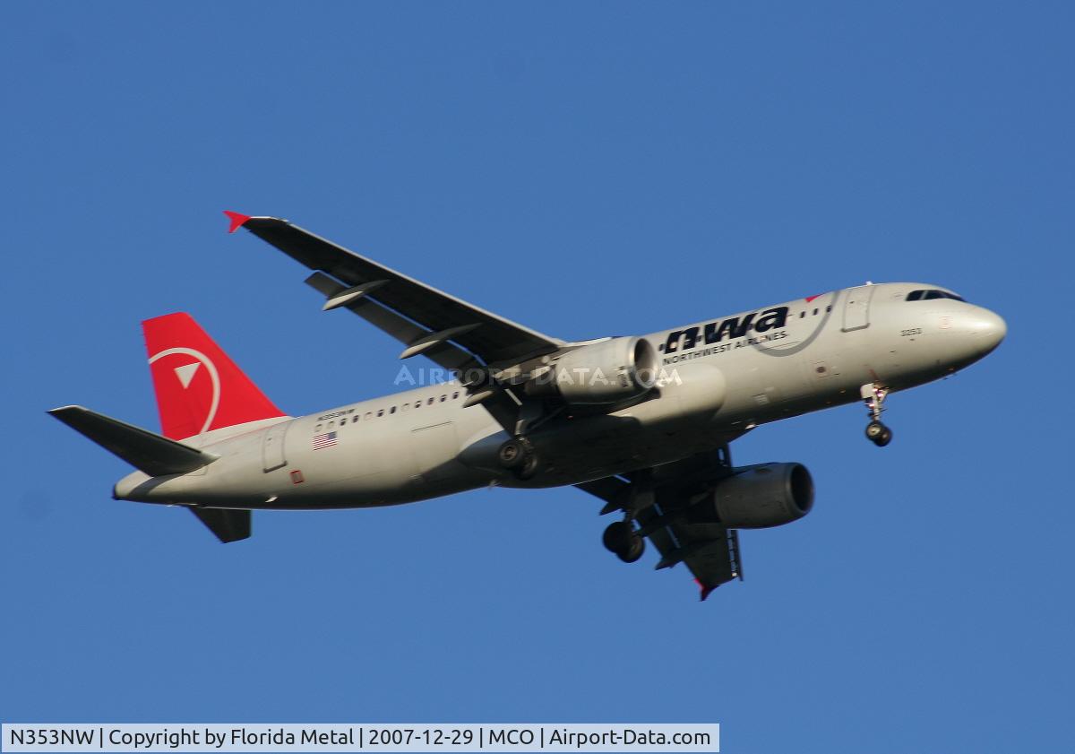 N353NW, 1998 Airbus A320-212 C/N 786, Northwest