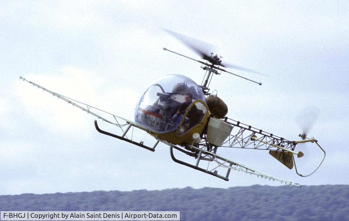 F-BHGJ, Bell 47G-2 C/N 1342, Champagne vineyard (Damery) 1985