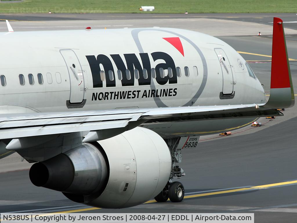 N538US, 1996 Boeing 757-251 C/N 26485, .