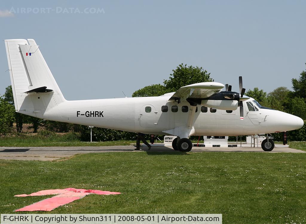 F-GHRK, 1968 De Havilland Canada DHC-6-200 Twin Otter C/N 144, Used as a paratrooper aircraft at Lasclaverie airfield