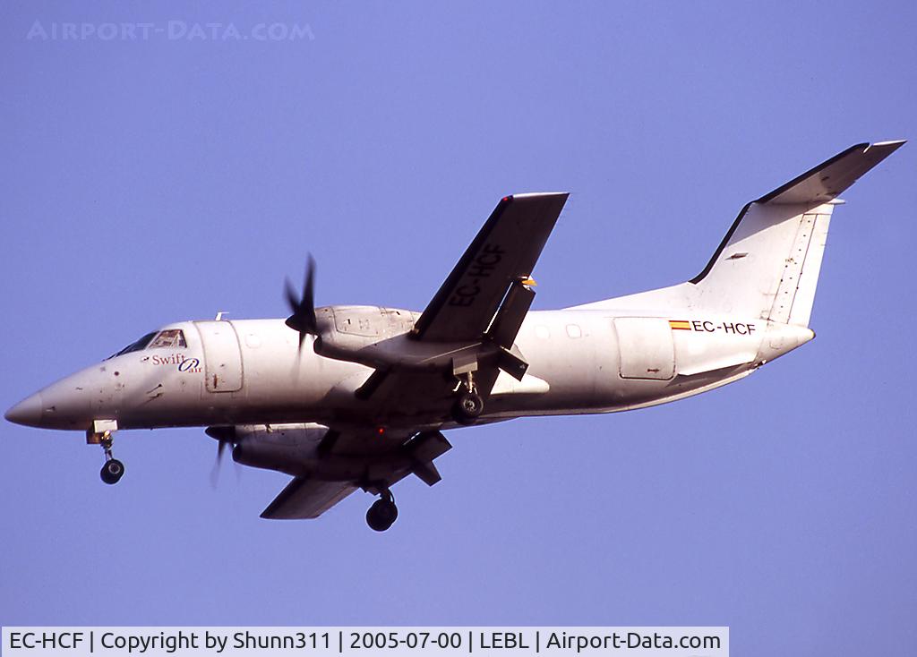EC-HCF, 1985 Embraer EMB-120ER Brasilia C/N 120007, Landing rwy 25