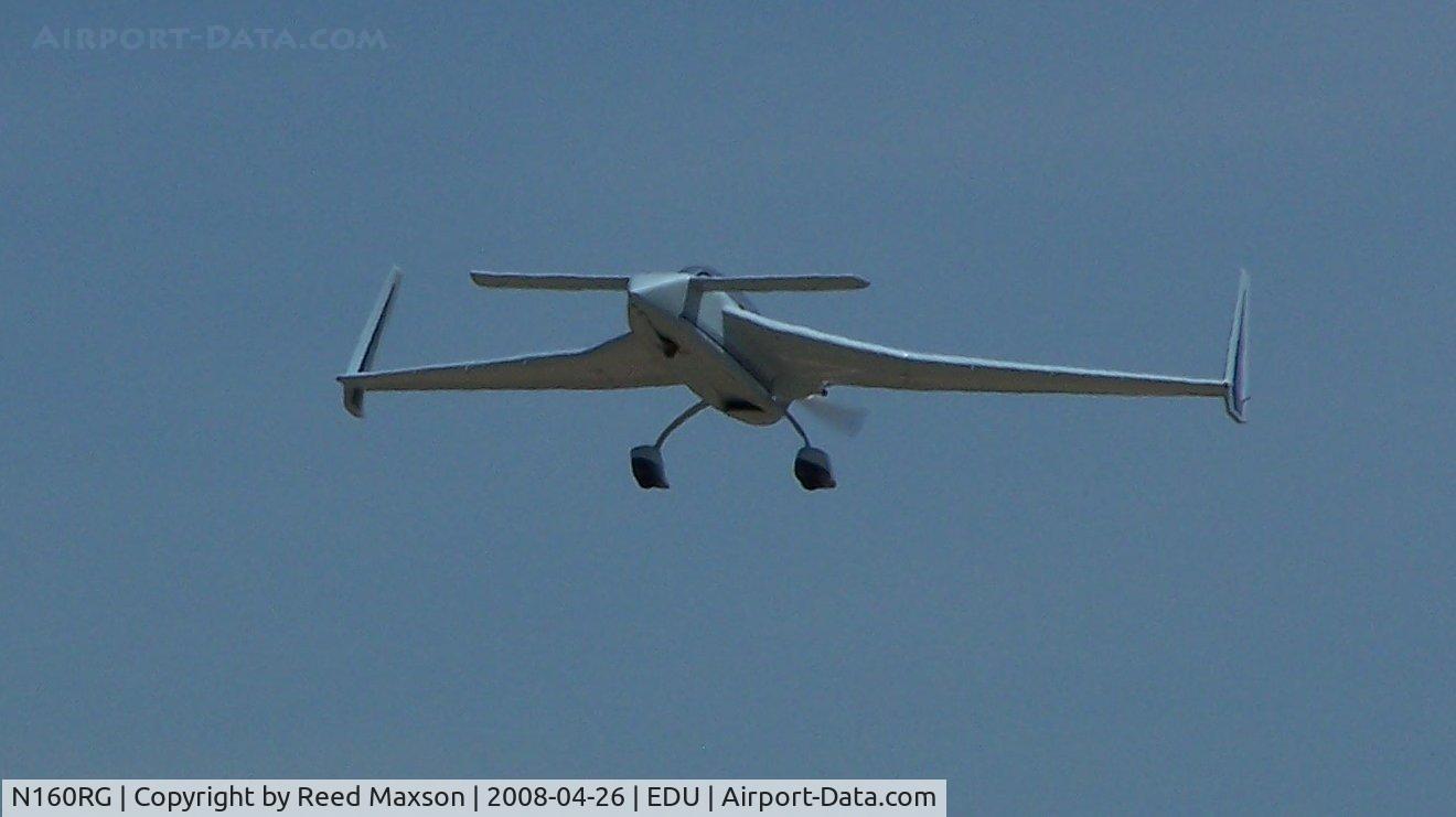 N160RG, 1989 Rutan Long-EZ C/N 88-1704, Long EZE fly over