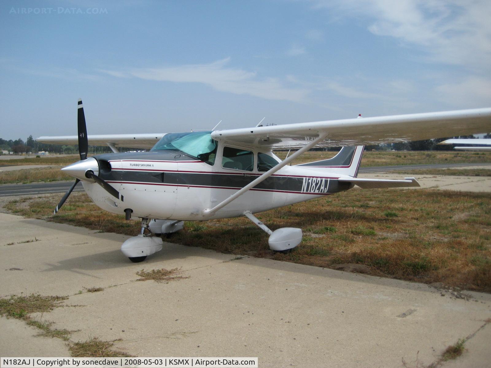 N182AJ, 1980 Cessna T182 Skylane C/N 18267758, Beautiful T182