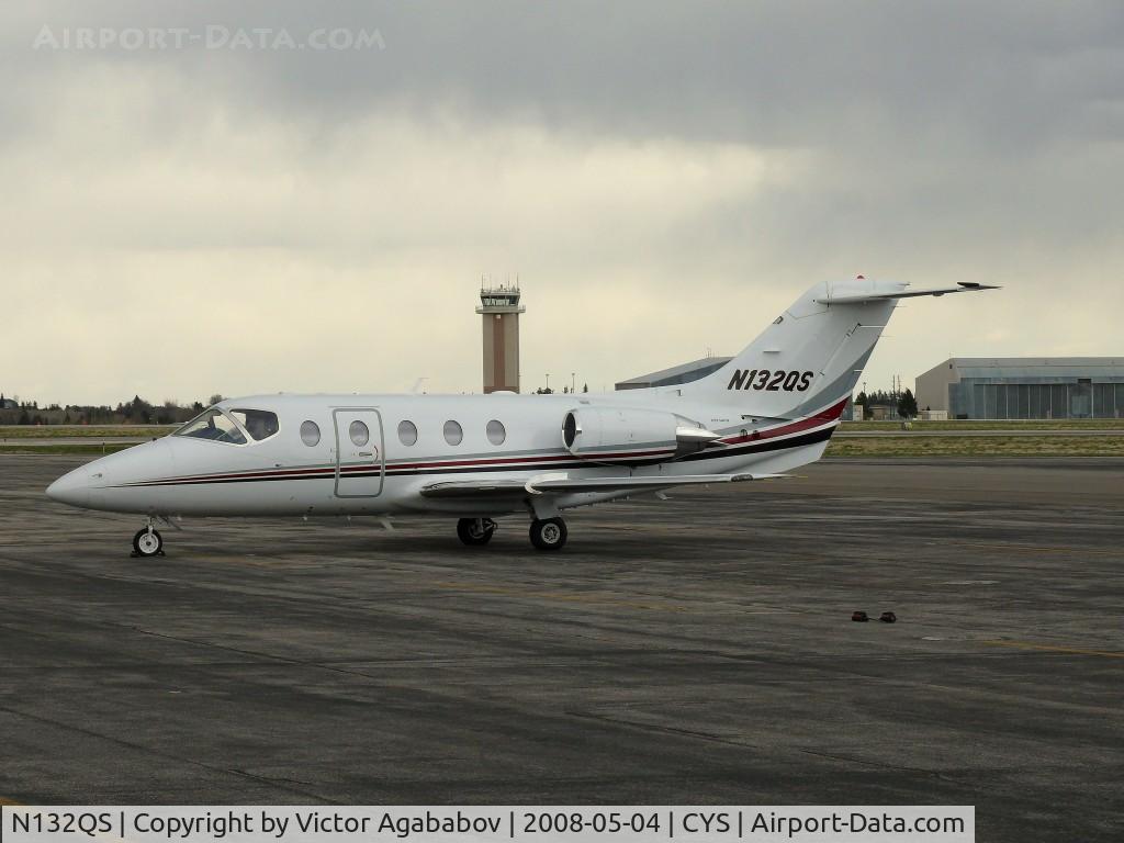 N132QS, Raytheon Aircraft Company 400A C/N RK-427, At Cheynne airport