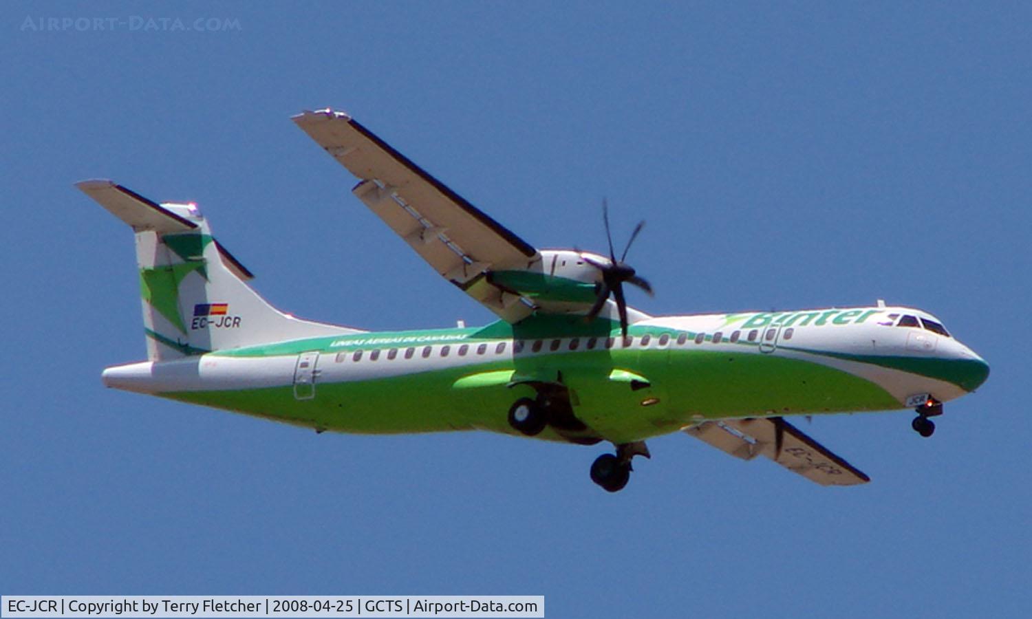 EC-JCR, 1995 ATR 72-212A C/N 468, Canarias ATR72 on finals to Runway 08 at Tenerife South
