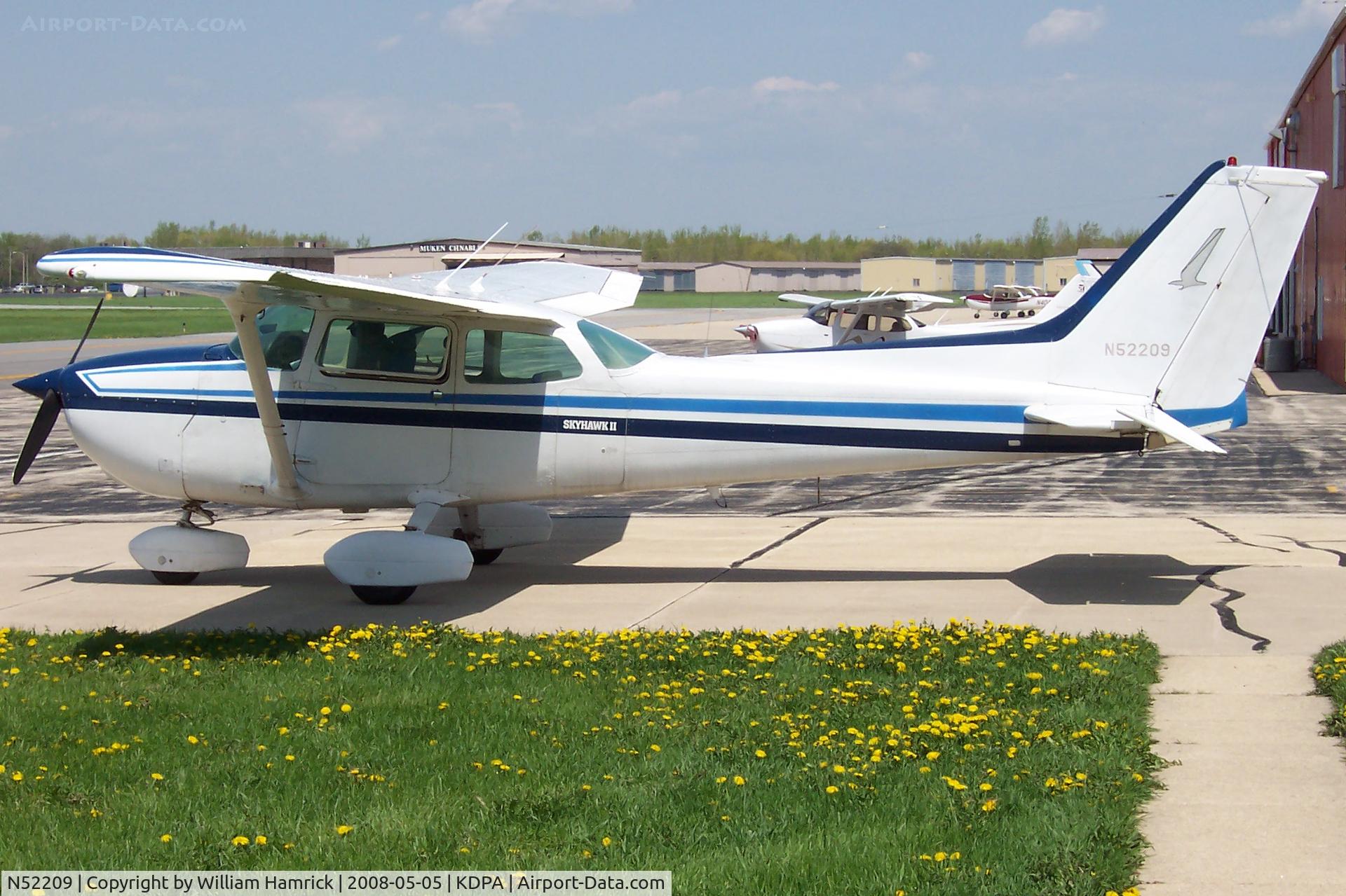 N52209, 1980 Cessna 172P C/N 17274437, Sitting outside the Pilot Shop