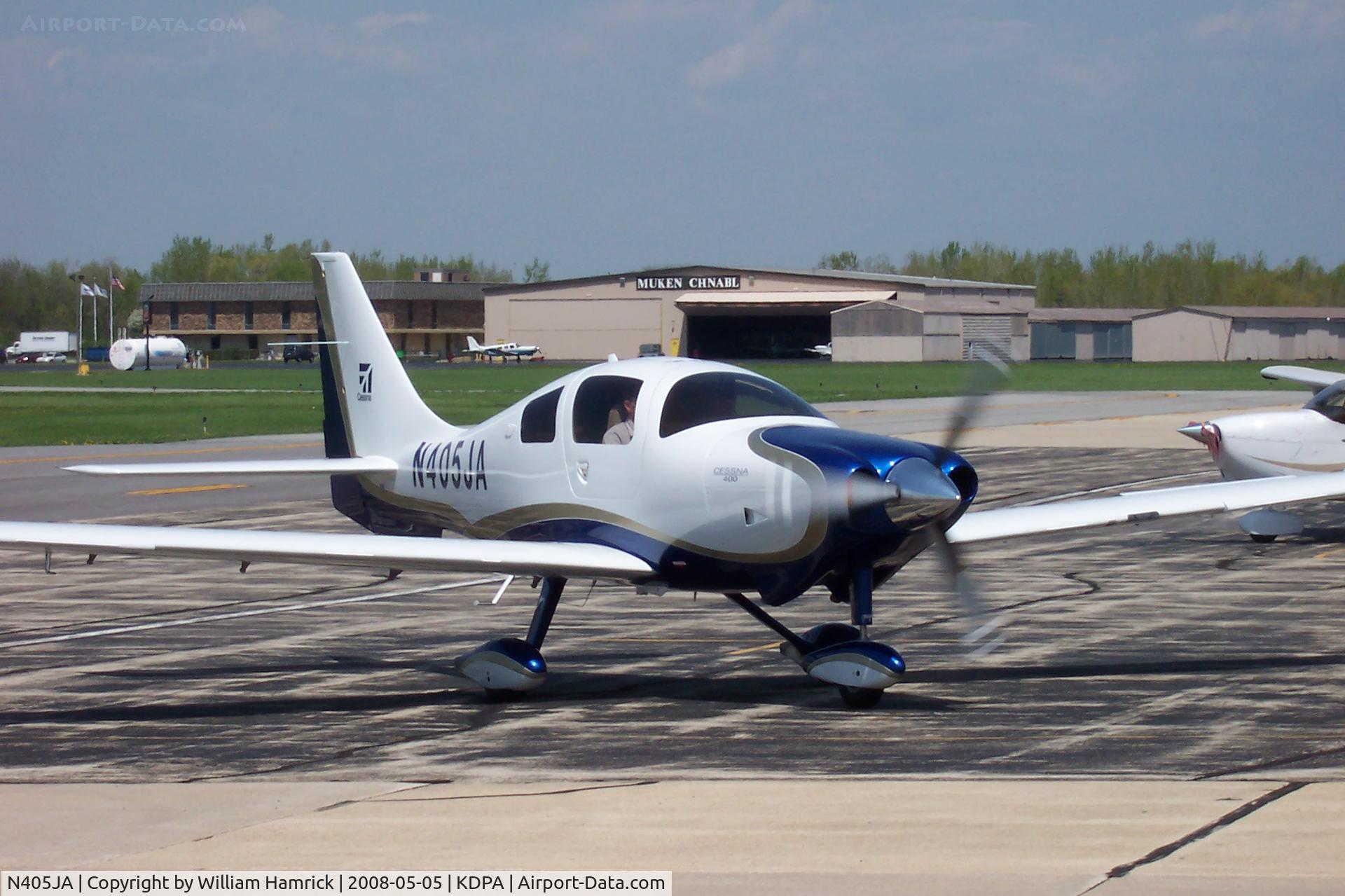 N405JA, 2008 Cessna LC41-550FG C/N 411019, Taxing at Dupage