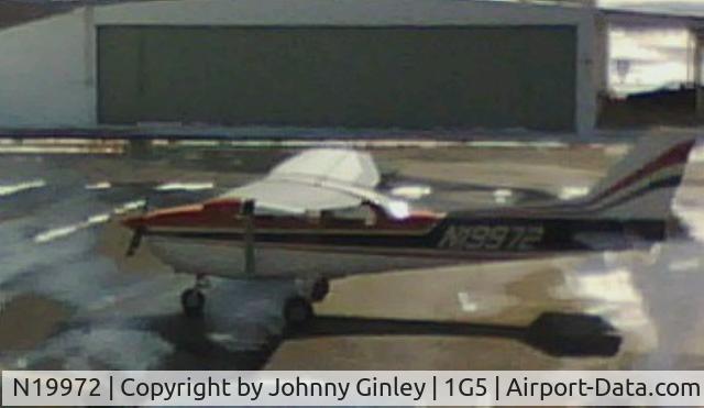 N19972, 1972 Cessna 172M C/N 17260899, Parked on the ramp, 1G5