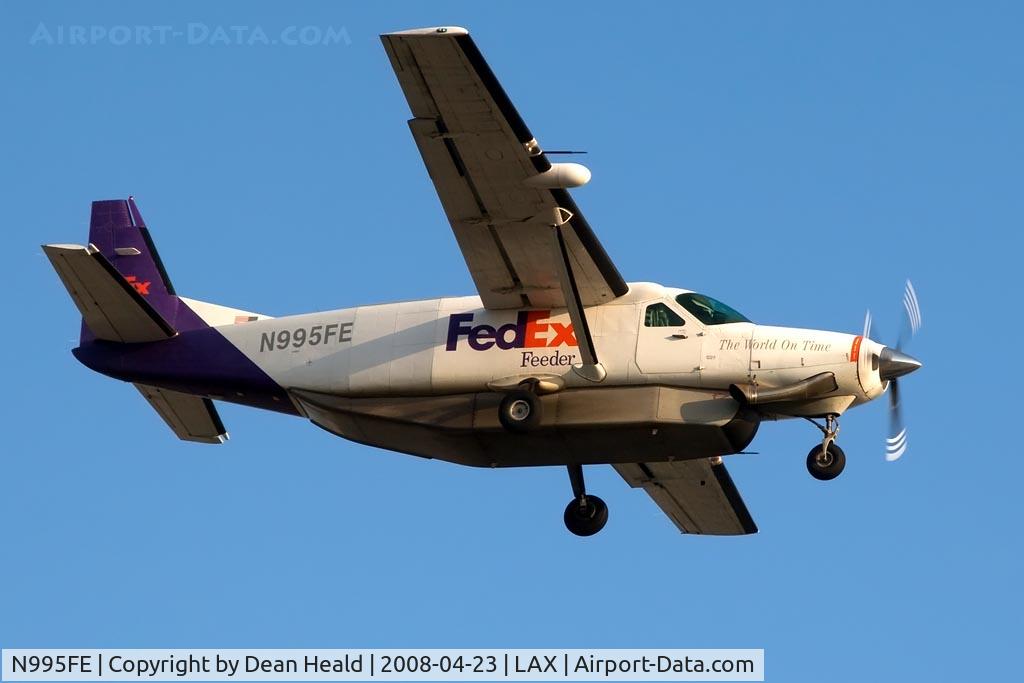 N995FE, 1988 Cessna 208B Super Cargomaster C/N 208B-0133, FedEx Feeder (Westair Industries, Inc 