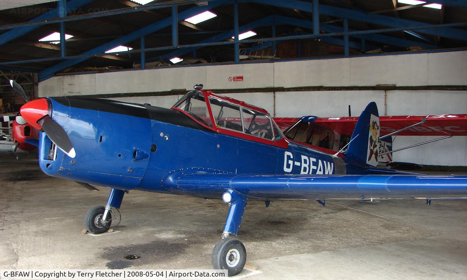 G-BFAW, 1952 De Havilland DHC-1 Chipmunk T.10 C/N C1/0733, Part of the Husband Bosworth Gliding Centre scene