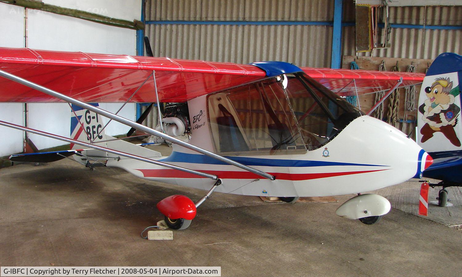 G-IBFC, 2001 Quad City Challenger II Long Wing C/N PFA 177B-13369, Part of the Husband Bosworth Gliding Centre scene