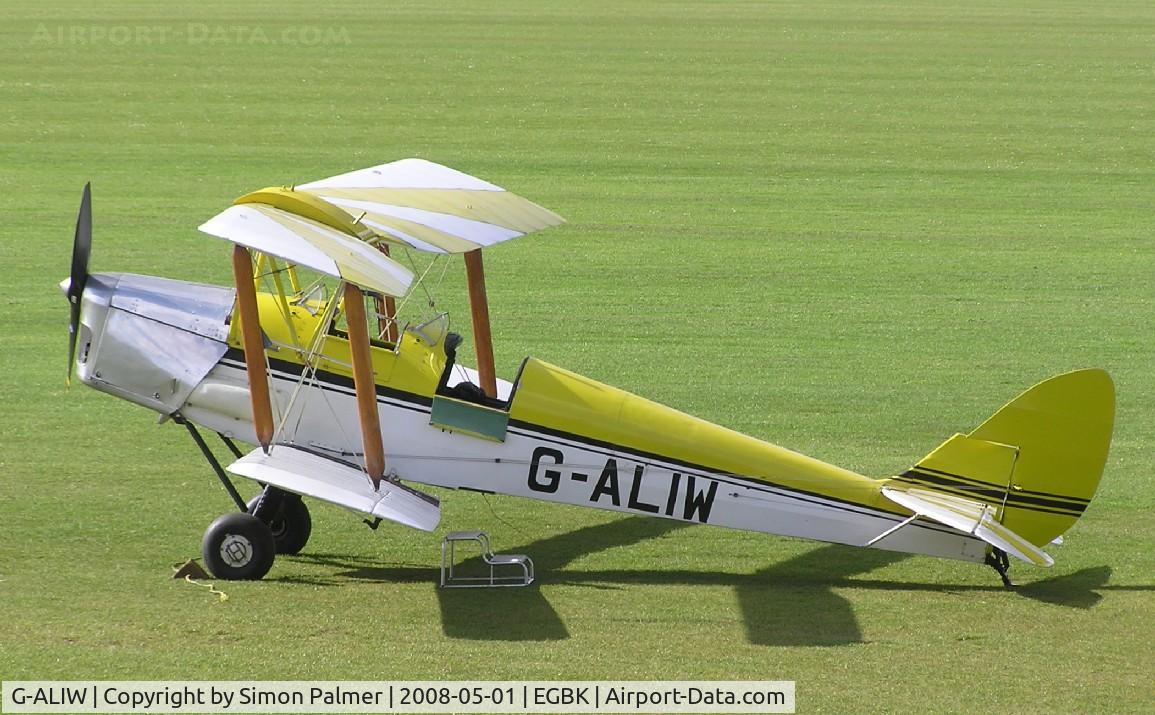 G-ALIW, 1938 De Havilland DH-82A Tiger Moth II C/N 82901, Tiger Moth based at Sywell